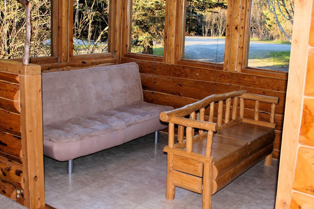 Bear Den Vacation Home アンカー・ポイント 部屋 写真